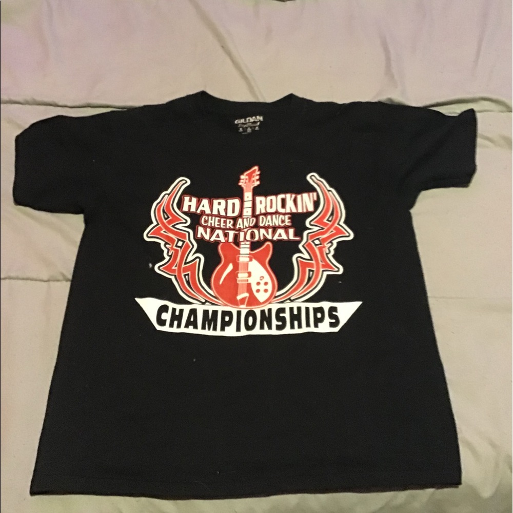 Tee shirt